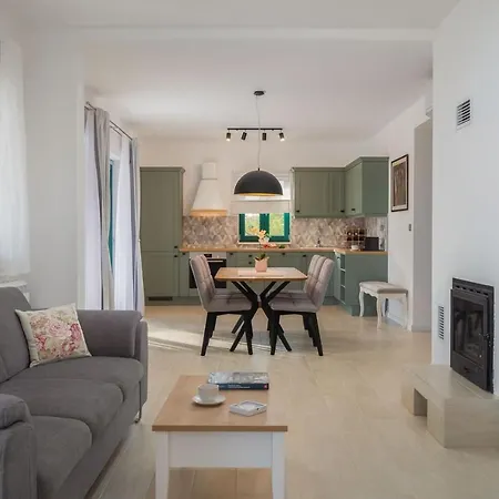 Tosic Estate - Villa, Vineyards And Winery