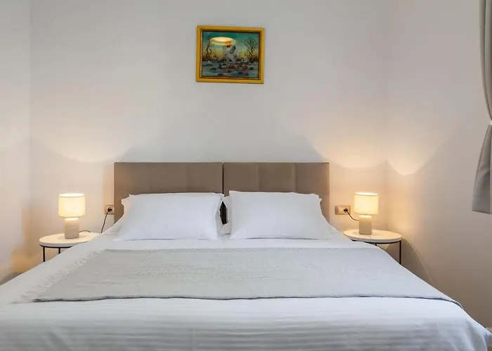 Tosic Estate - Villa, Vineyards And Winery *