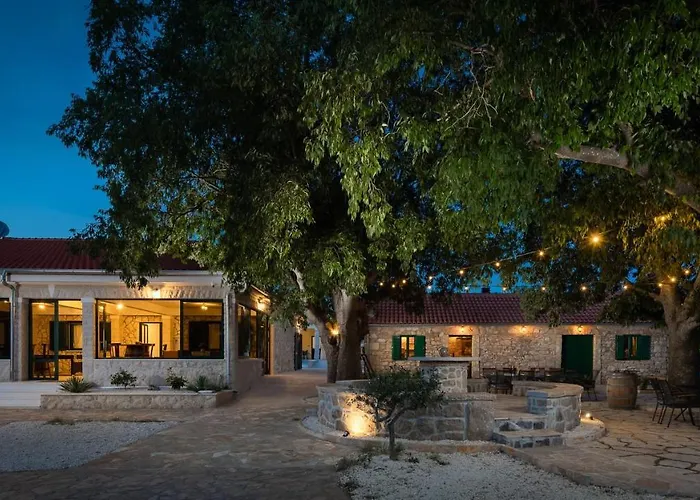 Tosic Estate - Villa, Vineyards And Winery ヴィラ