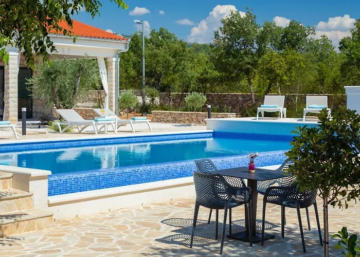 ヴィラ Tosic Estate - Villa, Vineyards And Winery