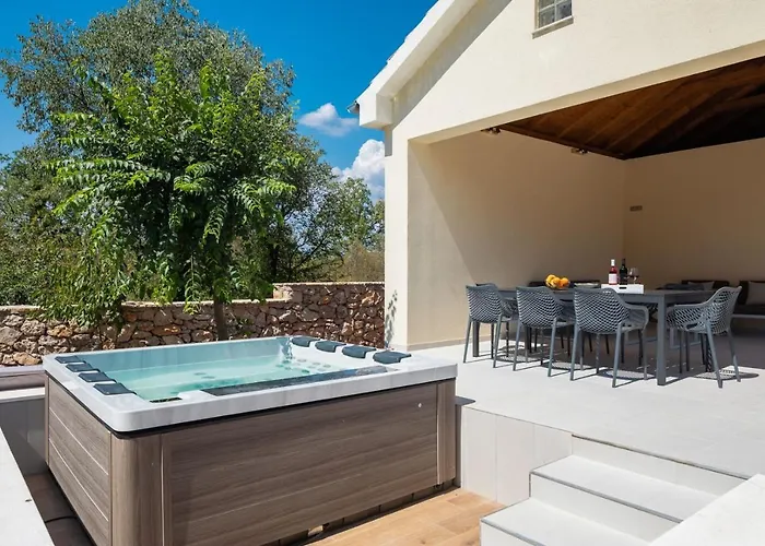 ヴィラ Tosic Estate - Villa, Vineyards And Winery *